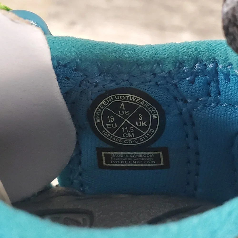 KEEN Newport H2 Kids Sandals Sz 4 Rainbow Tie Dye Lace-Lock Bungee Round Toe